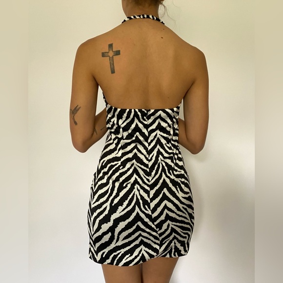 Princess Polly zebra print dress - Picture 2 of 3